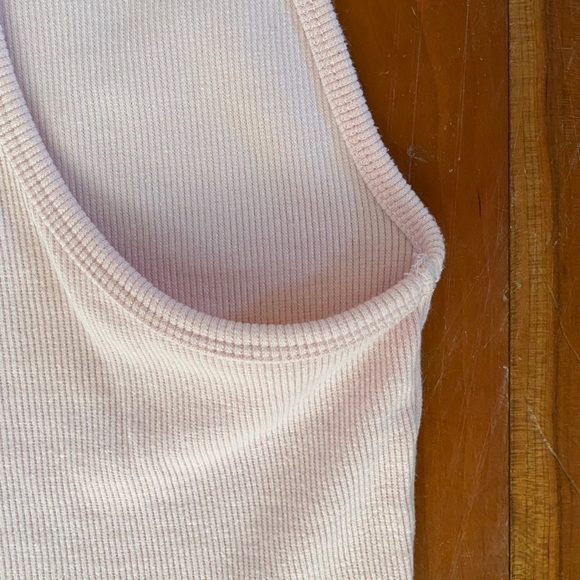 Forever 21 cropped racerback tank top - Picture 5 of 5